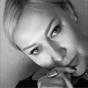Meet your Posher, Natalia